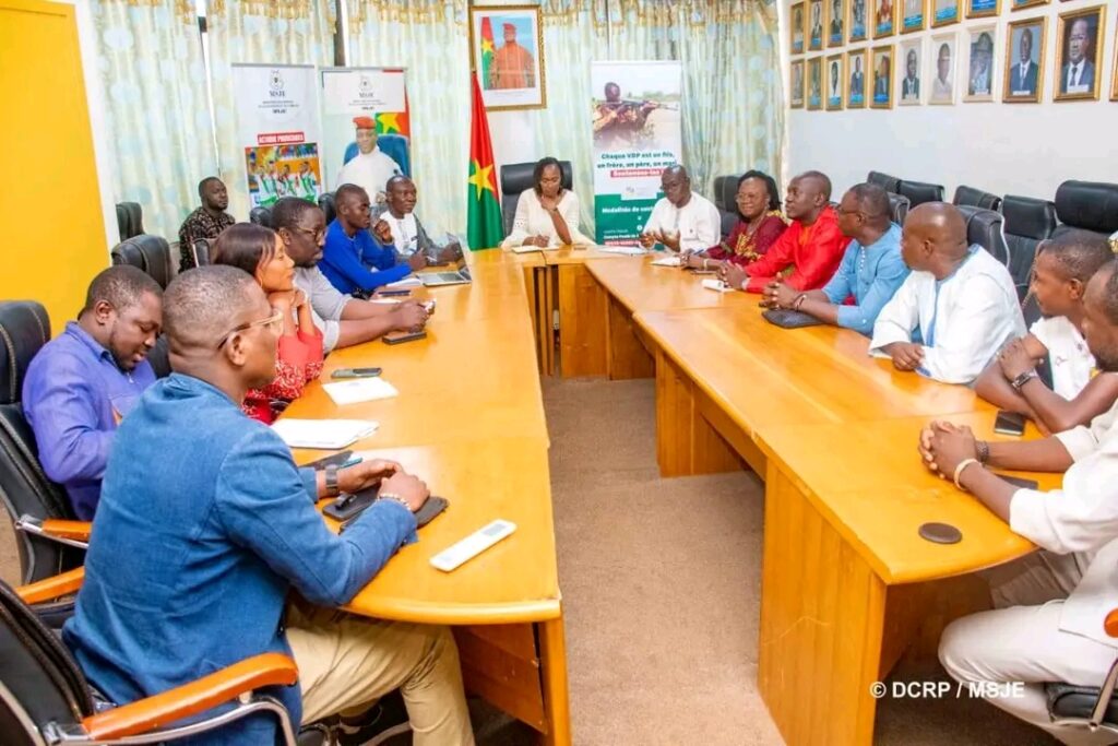 Sport : l’AJSB présente ses activités au ministre Annick Lydie Djouma PIKBOUGOUM ZINGUE/OUATTARA